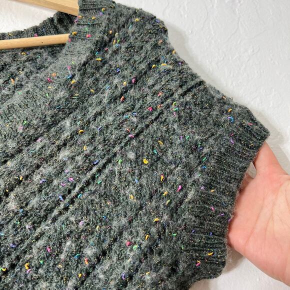 American Eagle Outfitters AEO LARGE Gray Wool Blend Sweater Fitted Knit - Picture 5 of 8